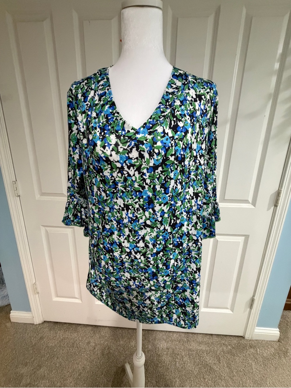 Women's Floral V-Neck Tunic in Blue & Green